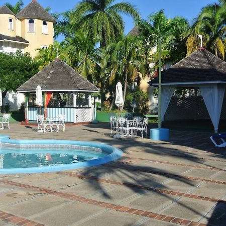 Beach One Bedroom Suite 13 Ocho Rios Kültér fotó