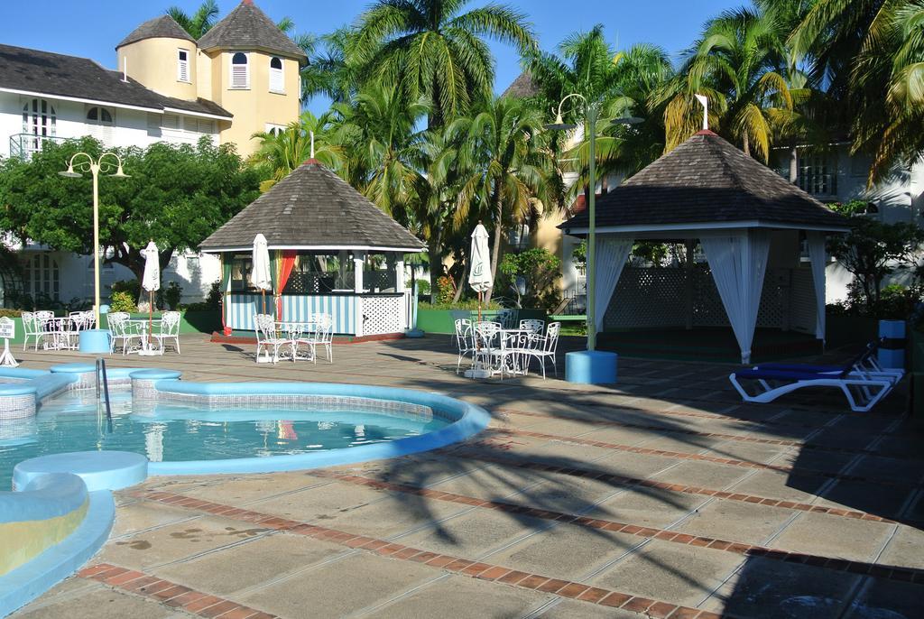 Beach One Bedroom Suite 13 Ocho Rios Kültér fotó