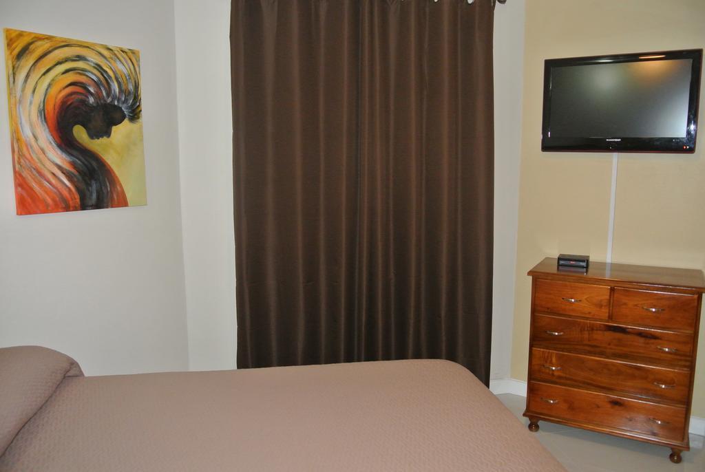 Beach One Bedroom Suite 13 Ocho Rios Szoba fotó
