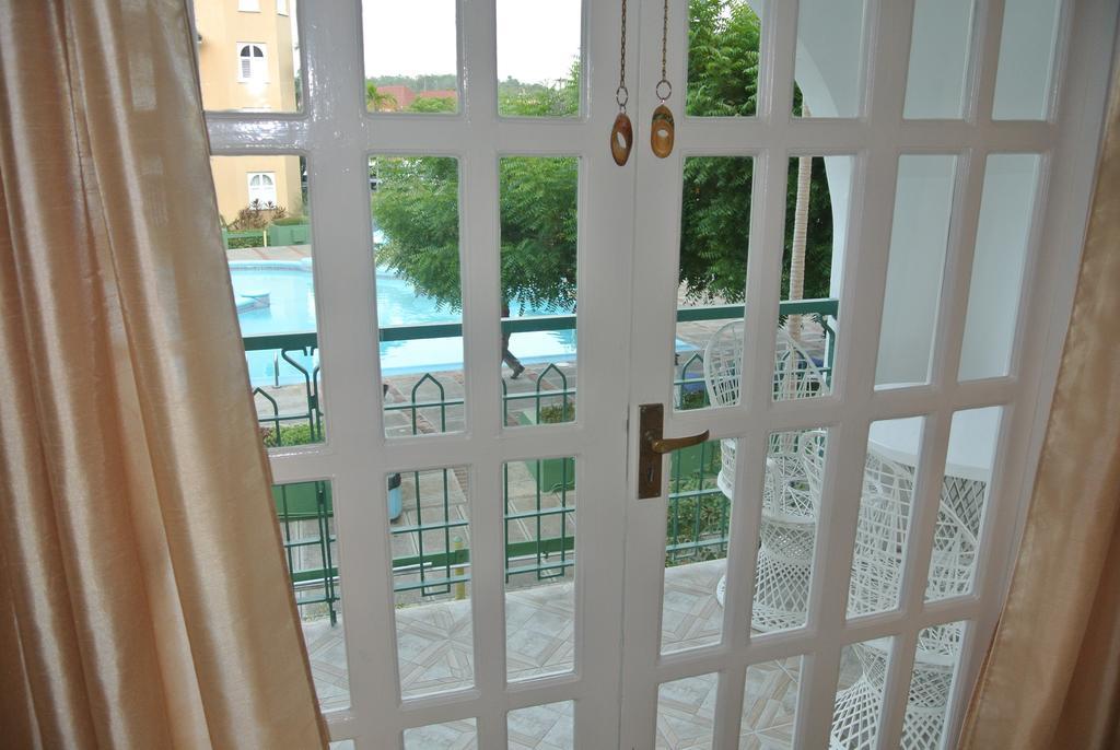 Beach One Bedroom Suite 13 Ocho Rios Szoba fotó